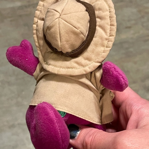 Barney plush/beanie w/ safari outfit Vintage 90’s - Picture 3 of 9
